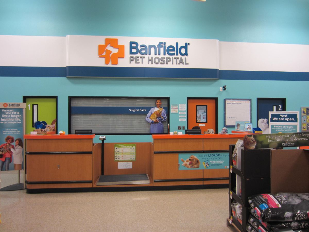 The Allen Banfield front desk and check-in area