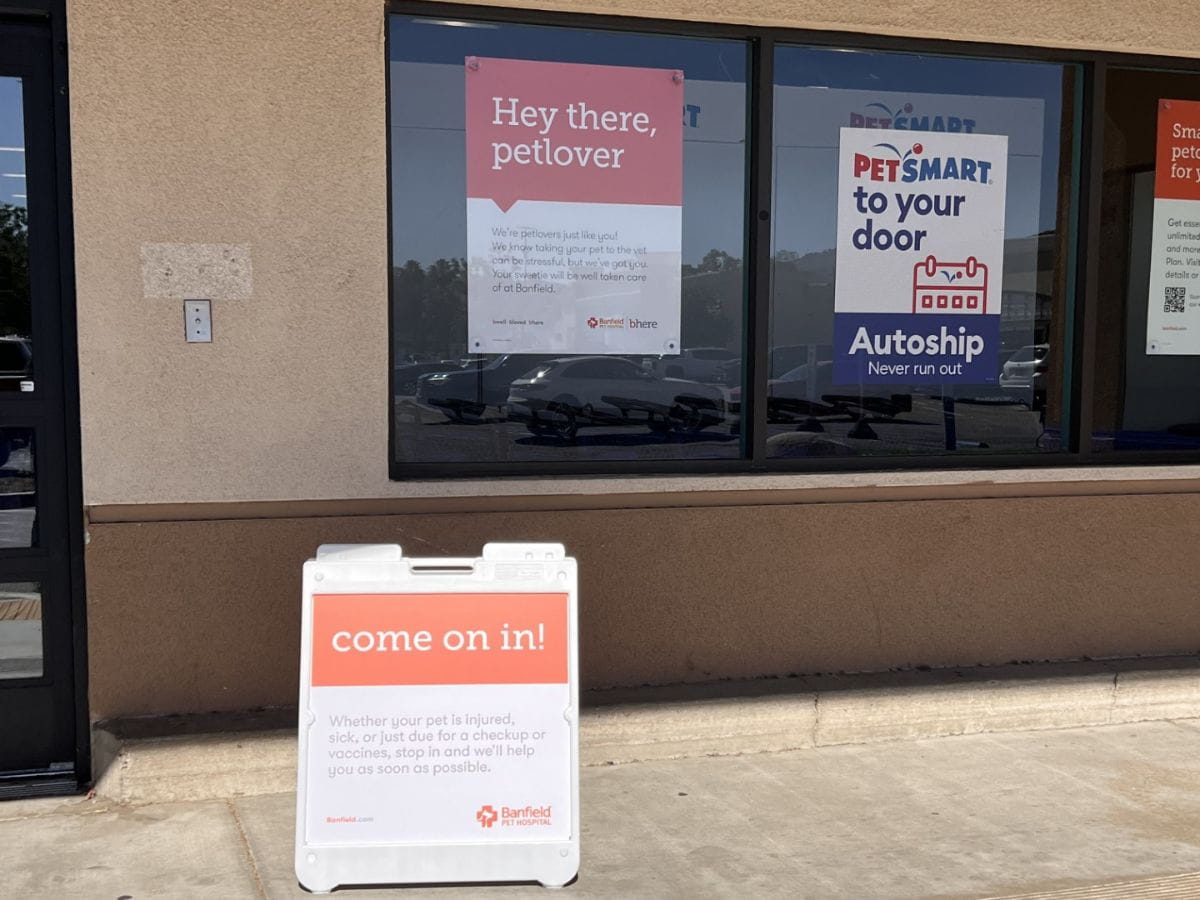 The entrance at Banfield Pet Hospital - Corona