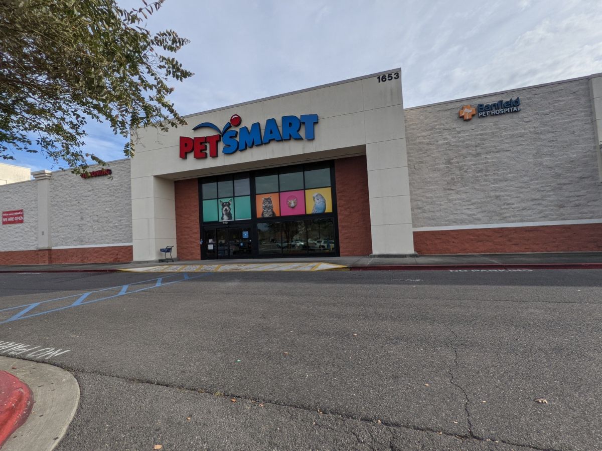 The Banfield - East Baton Rouge Building exterior