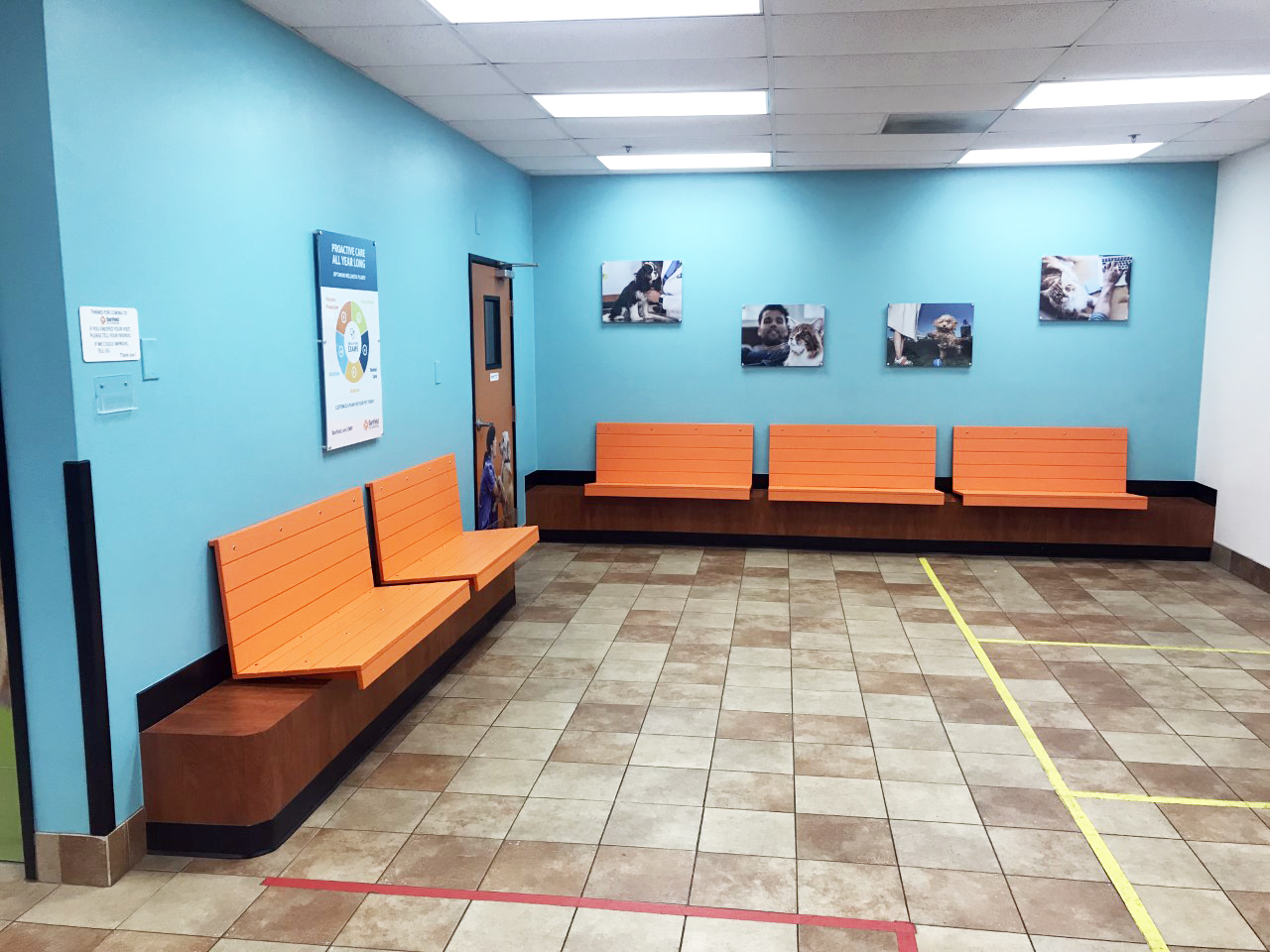 The Banfield - Baton Rouge customer waiting area
