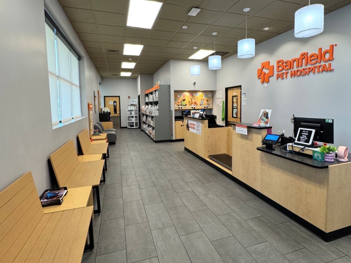 The Banfield Pet Hospital Ocala East lobby